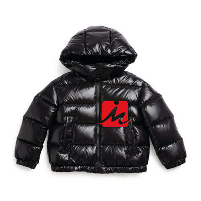 Poids léger respirable en bas de veste de décolleur de parka capitonnée par veste pour des enfants