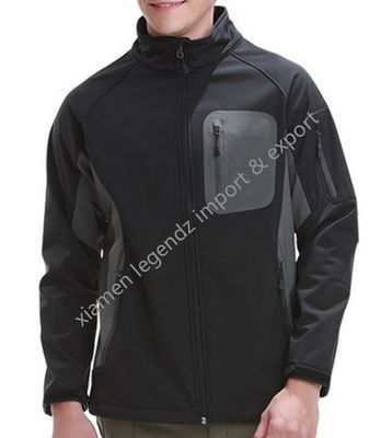 L'OEM imperméabilisent des vestes d'hiver folâtrent la veste respirable de Softshell de la montagne des hommes