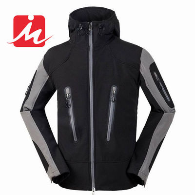 Hommes imperméables extérieurs de vestes de Softshell de montagne augmentant des vestes d'hiver