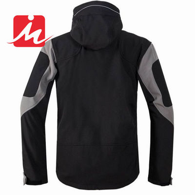 Hommes imperméables extérieurs de vestes de Softshell de montagne augmentant des vestes d'hiver