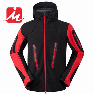 Hommes imperméables extérieurs de vestes de Softshell de montagne augmentant des vestes d'hiver